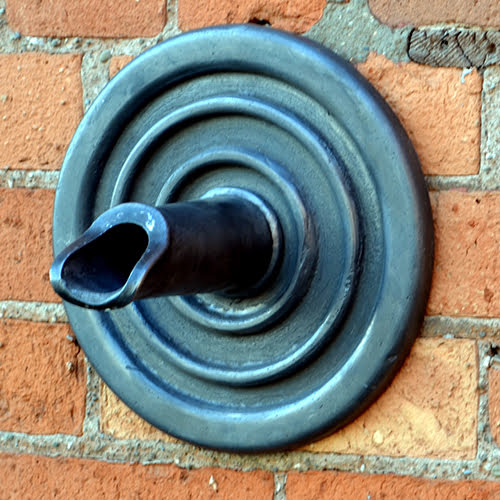 Sanford Lead Spout with Round Escutcheon Plate By Bromsgrove Garden